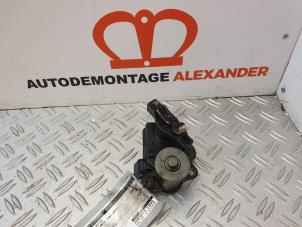 Used Vortex valve motor Mercedes E (W211) 2.2 E-200 CDI 16V Price € 70,00 Margin scheme offered by Alexander Autodemontage