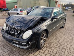 Używane Skrzynia biegów Mercedes E (W211) 2.2 E-200 CDI 16V Cena € 150,00 Procedura marży oferowane przez Alexander Autodemontage