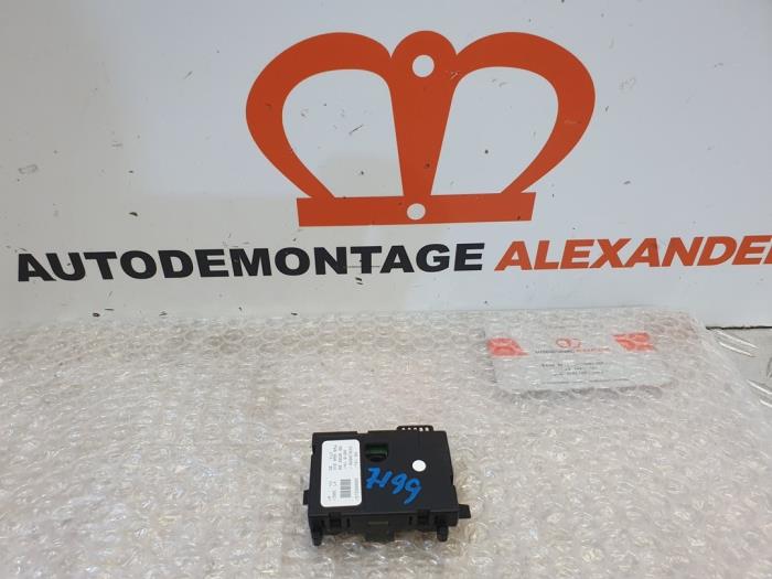 Begagnade Styrvinkelsensor Volkswagen Golf V (1K1) 1.6 Pris € 7,49 Inklusive moms erbjuds av Alexander Autodemontage