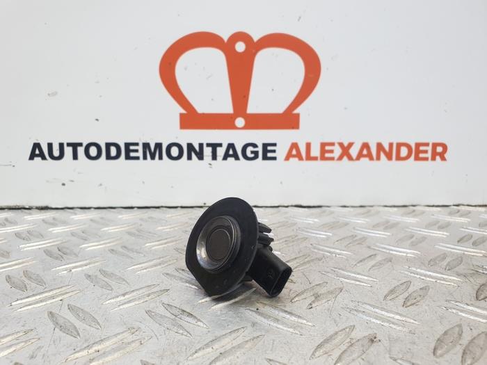 Usados Sensor PDC Audi A4 (B9) 2.0 40 TFSI Mild Hybrid 16V Precio de solicitud ofrecido por Alexander Autodemontage