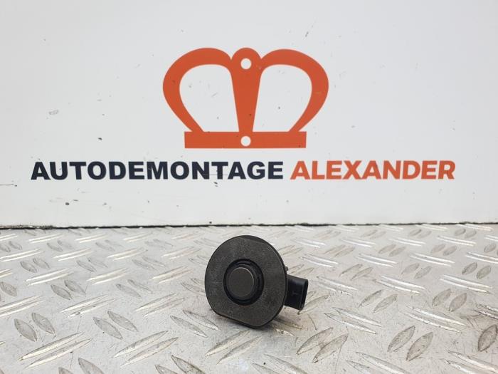 Usados Sensor PDC Audi A4 (B9) 2.0 40 TFSI Mild Hybrid 16V Precio de solicitud ofrecido por Alexander Autodemontage