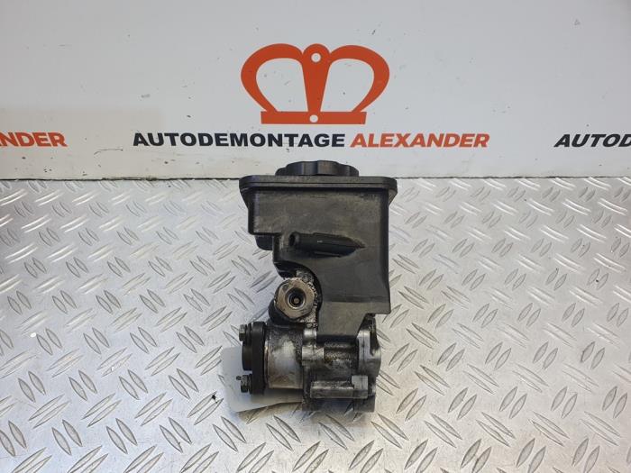Usagé Pompe de direction BMW 5-Série Prix € 114,99 Prix TTC proposé par Alexander Autodemontage