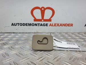 Used Floor eyelet Audi Q5 (8RB) 2.0 TFSI 16V Quattro Price on request offered by Alexander Autodemontage