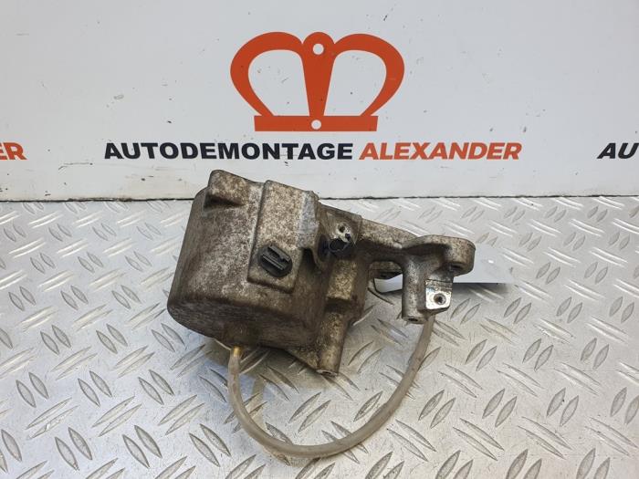Begagnade Bränslefilterhus Ford Focus 3 Wagon 1.6 TDCi Pris på förfrågan erbjuds av Alexander Autodemontage