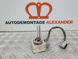 Used Xenon bulb Volkswagen Passat (3C2) 2.0 TDI 16V 140 Price on request offered by Alexander Autodemontage