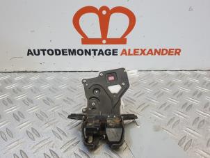 Used Tailgate lock mechanism Nissan Qashqai (J11) 1.5 dCi DPF Price € 70,00 Margin scheme offered by Alexander Autodemontage