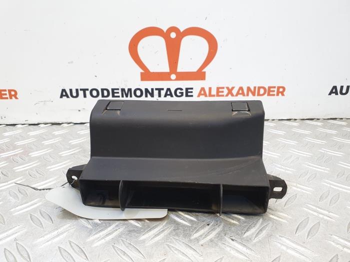 Begagnade Lufttratt Seat Ibiza IV (6J5) 1.2 12V Pris på förfrågan erbjuds av Alexander Autodemontage