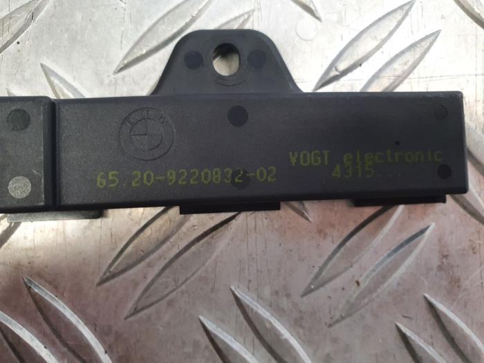 Antenna Amplifier BMW 1 serie 116i 1.6 16V 922083202