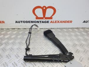 Used Front seatbelt buckle, right BMW 1 serie (F20) 116i 1.6 16V Price on request offered by Alexander Autodemontage