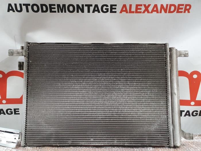 Air conditioning condenser from a Seat Leon (5FB) 1.4 TSI 16V 2013