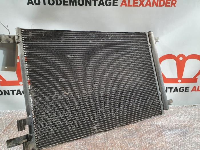 Air conditioning condenser from a Seat Leon (5FB) 1.4 TSI 16V 2013