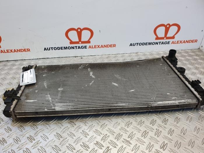 Usagé Radiateur Volkswagen Polo V (6R) 1.4 TDI DPF BlueMotion technology Prix € 30,00 Règlement à la marge proposé par Alexander Autodemontage