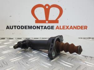 Used Clutch slave cylinder Volkswagen Polo V (6R) 1.2 TDI 12V BlueMotion Price on request offered by Alexander Autodemontage