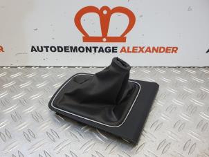 Używane Pokrywa dzwigni zmiany biegów Seat Leon (5FB) 1.4 TSI 16V Cena € 30,00 Procedura marży oferowane przez Alexander Autodemontage