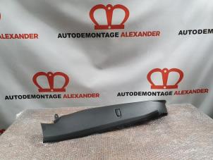Używane Obudowa slupka lewy tyl Seat Leon (5FB) 1.4 TSI 16V Cena na żądanie oferowane przez Alexander Autodemontage