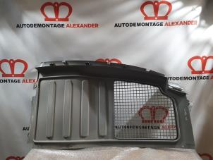 Używane Przegroda kabiny Volkswagen Caddy III (2KA,2KH,2CA,2CH) 1.9 TDI Cena na żądanie oferowane przez Alexander Autodemontage