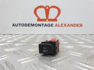 Used Pressure switch Seat Leon (1P1) 1.9 TDI 105 Price on request offered by Alexander Autodemontage