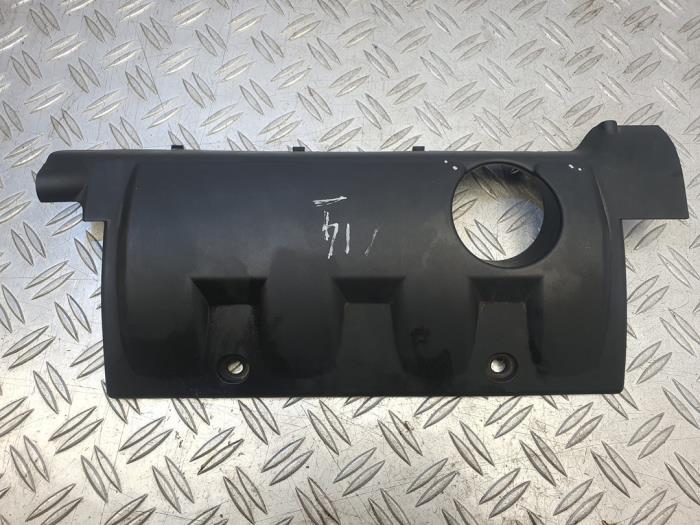 Engine cover from a Peugeot 207/207+ (WA/WC/WM) 1.6 16V VTi 2007