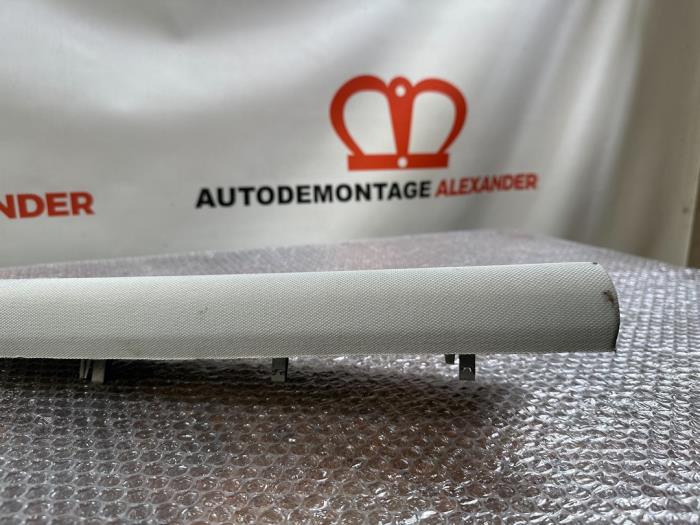 A-pillar cover, right from a Volkswagen Golf VII (AUA) 1.6 TDI 16V 2014