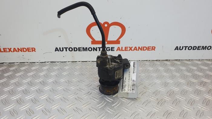 Usagé Pompe à vide (diesel) Ford Transit 2.4 TDCi 16V Prix sur demande proposé par Alexander Autodemontage
