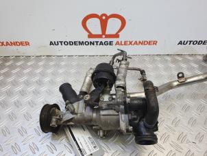 Used Water pump Mercedes A (W176) 1.6 A-200 16V Price € 130,00 Margin scheme offered by Alexander Autodemontage