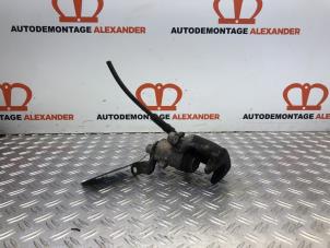 Used Rear brake calliper, left Seat Leon (5FB) 1.4 TSI 16V Price on request offered by Alexander Autodemontage