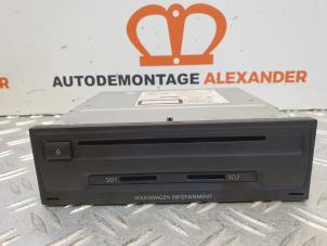 Used CD player Volkswagen Golf VII (AUA) 1.6 TDI 16V Price € 250,00 Margin scheme offered by Alexander Autodemontage