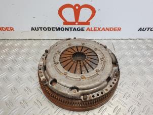 Used Clutch kit (complete) Volkswagen Golf VII (AUA) 1.6 TDI 16V Price on request offered by Alexander Autodemontage