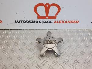 Usagé Enjoliveur Audi A4 Avant (B8) 2.0 TDI 16V Prix € 10,00 Règlement à la marge proposé par Alexander Autodemontage