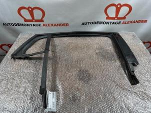 Used Rear door seal 4-door, right Renault Megane III Grandtour (KZ) 1.4 16V TCe 130 Price on request offered by Alexander Autodemontage