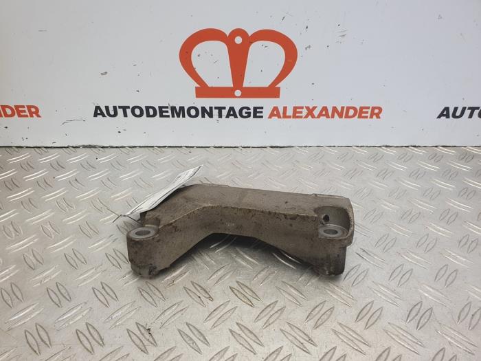 Used Engine mount Alfa Romeo 159 (939AX) 2.2 JTS 16V Price on request offered by Alexander Autodemontage