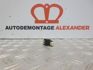 Used Brake light switch BMW 3 serie Touring (E91) 318d 16V Price on request offered by Alexander Autodemontage