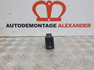 Used Height control switch Hyundai i20 1.2i 16V Price on request offered by Alexander Autodemontage