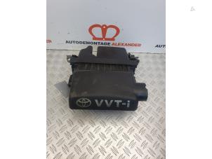 Usagé Boîtier filtre à air Toyota Yaris II (P9) 1.3 16V VVT-i Prix sur demande proposé par Alexander Autodemontage