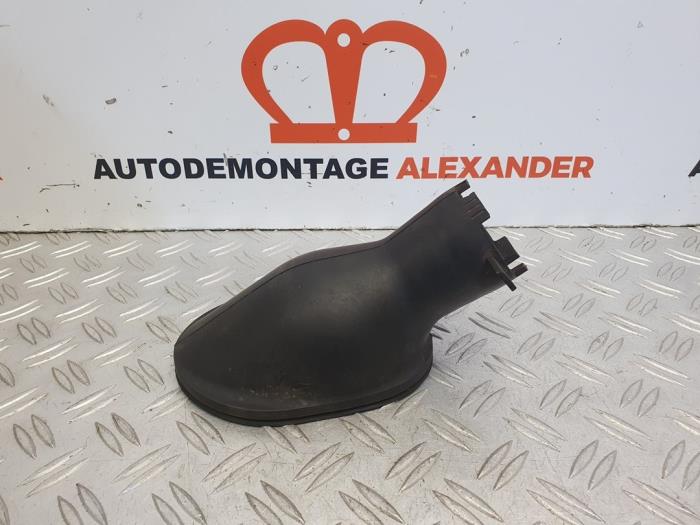 Usagé Divers Toyota Yaris II (P9) 1.3 16V VVT-i Prix sur demande proposé par Alexander Autodemontage