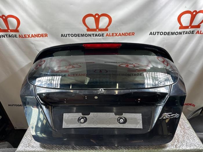 Używane Tylna klapa Ford Fiesta 6 (JA8) 1.25 16V Cena € 150,00 Procedura marży oferowane przez Alexander Autodemontage