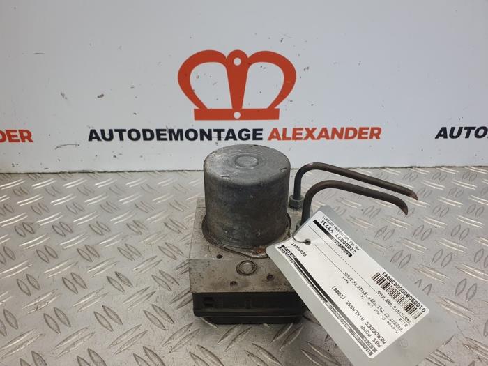 Begagnade ABS-pump Mercedes A (W169) 2.0 A-160 CDI 16V 3-Drs. Pris € 11,99 Marginaltabell erbjuds av Alexander Autodemontage