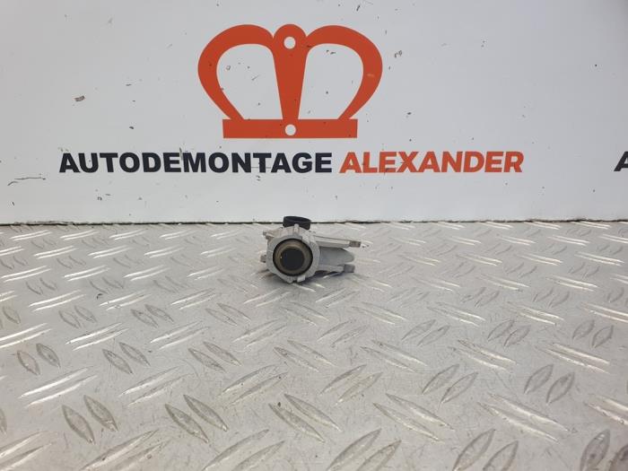 Usados Sensor PDC Mercedes E (W211) 2.2 E-200 CDI 16V Precio de solicitud ofrecido por Alexander Autodemontage