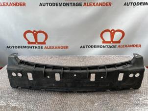 Used Front bumper frame Mercedes E (W211) 2.2 E-200 CDI 16V Price on request offered by Alexander Autodemontage