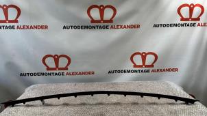 Used Front bumper strip, central Mercedes E (W211) 2.2 E-200 CDI 16V Price on request offered by Alexander Autodemontage