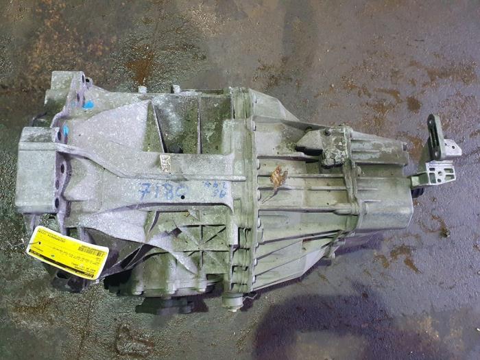 Gearbox from a Audi A6 (C6) 2.4 V6 24V 2004