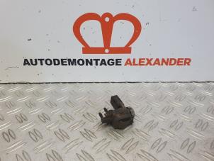 Used Fuel pressure sensor Audi A4 (B7) 2.0 TDI 16V Price on request offered by Alexander Autodemontage