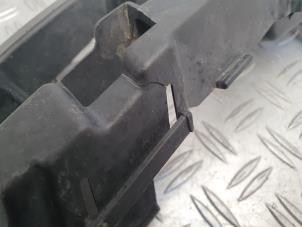 Used Front bumper bracket, left Ford Focus C-Max 1.8 TDCi 16V Price on request offered by Alexander Autodemontage