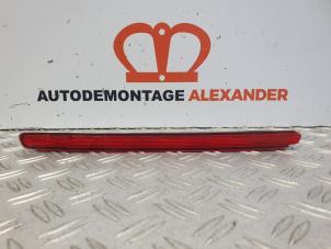 Usagé Feu de freinage supplémentaire centre Audi A3 (8P1) 1.6 TDI 16V Prix € 40,00 Règlement à la marge proposé par Alexander Autodemontage