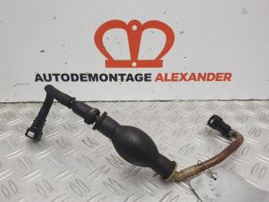 Used Fuel line Peugeot 307 (3A/C/D) 2.0 HDi 90 Price on request offered by Alexander Autodemontage