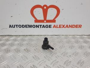 Usagé Soupape vide Peugeot 307 (3A/C/D) 2.0 HDi 90 Prix sur demande proposé par Alexander Autodemontage