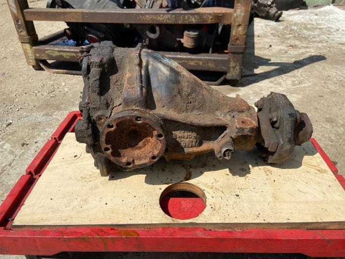 Used Rear differential Mercedes E (W124) 2.3 230 E Price on request offered by Alexander Autodemontage