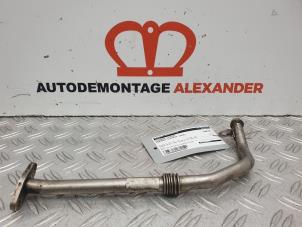 Usados Tubo de presión de aceite Mercedes A (W176) 1.6 A-200 16V Precio de solicitud ofrecido por Alexander Autodemontage
