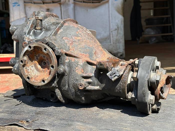 Used Rear differential Mercedes SL (R129) 3.0 300 SL 24V Price € 500,00 Margin scheme offered by Alexander Autodemontage