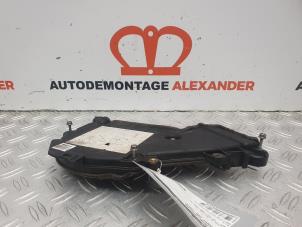 Used Timing cover Peugeot 208 I (CA/CC/CK/CL) 1.4 HDi Price on request offered by Alexander Autodemontage